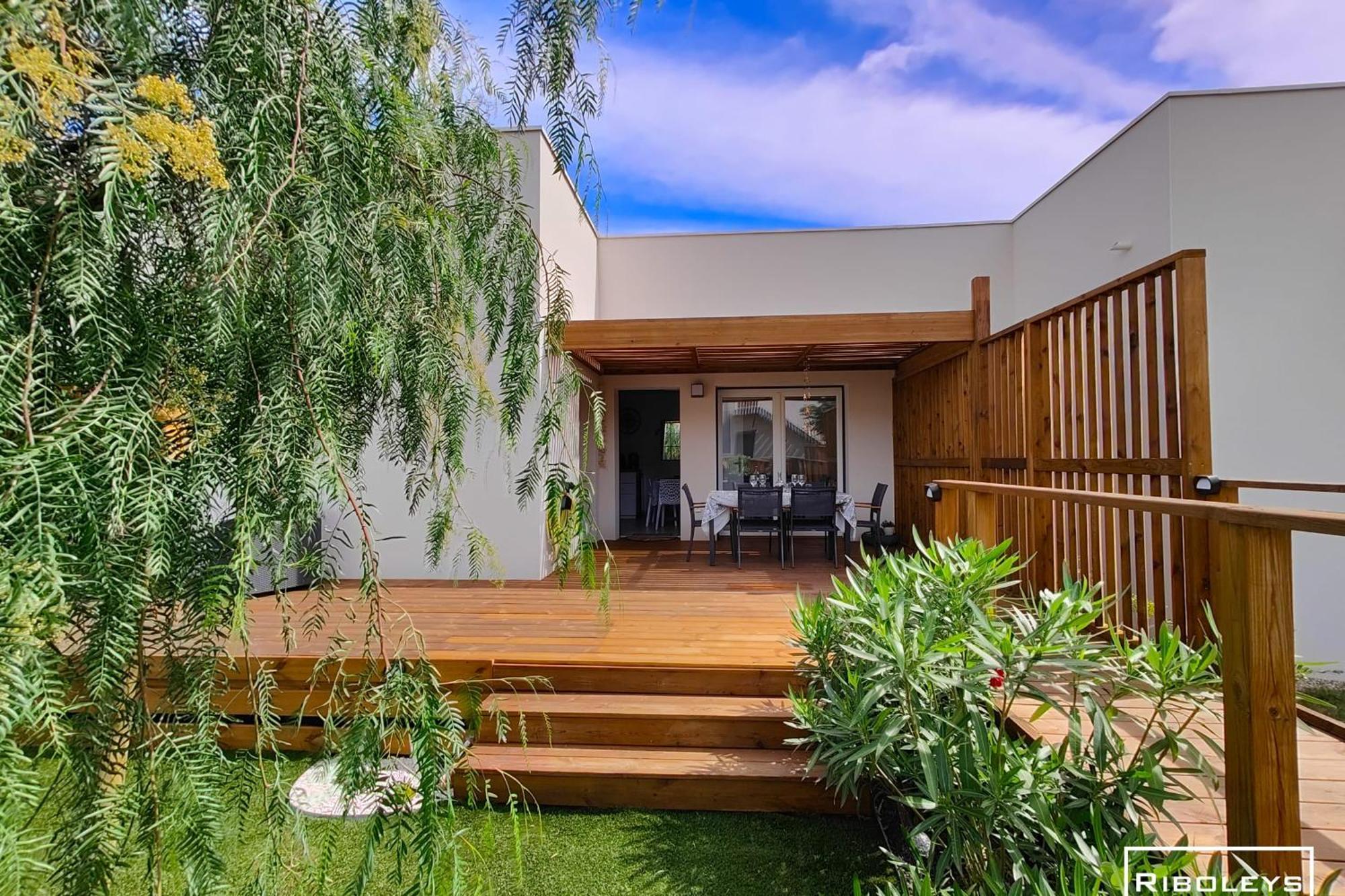 Villa T3 Climatisee En Residence Avec Piscine Vias Eksteriør bilde