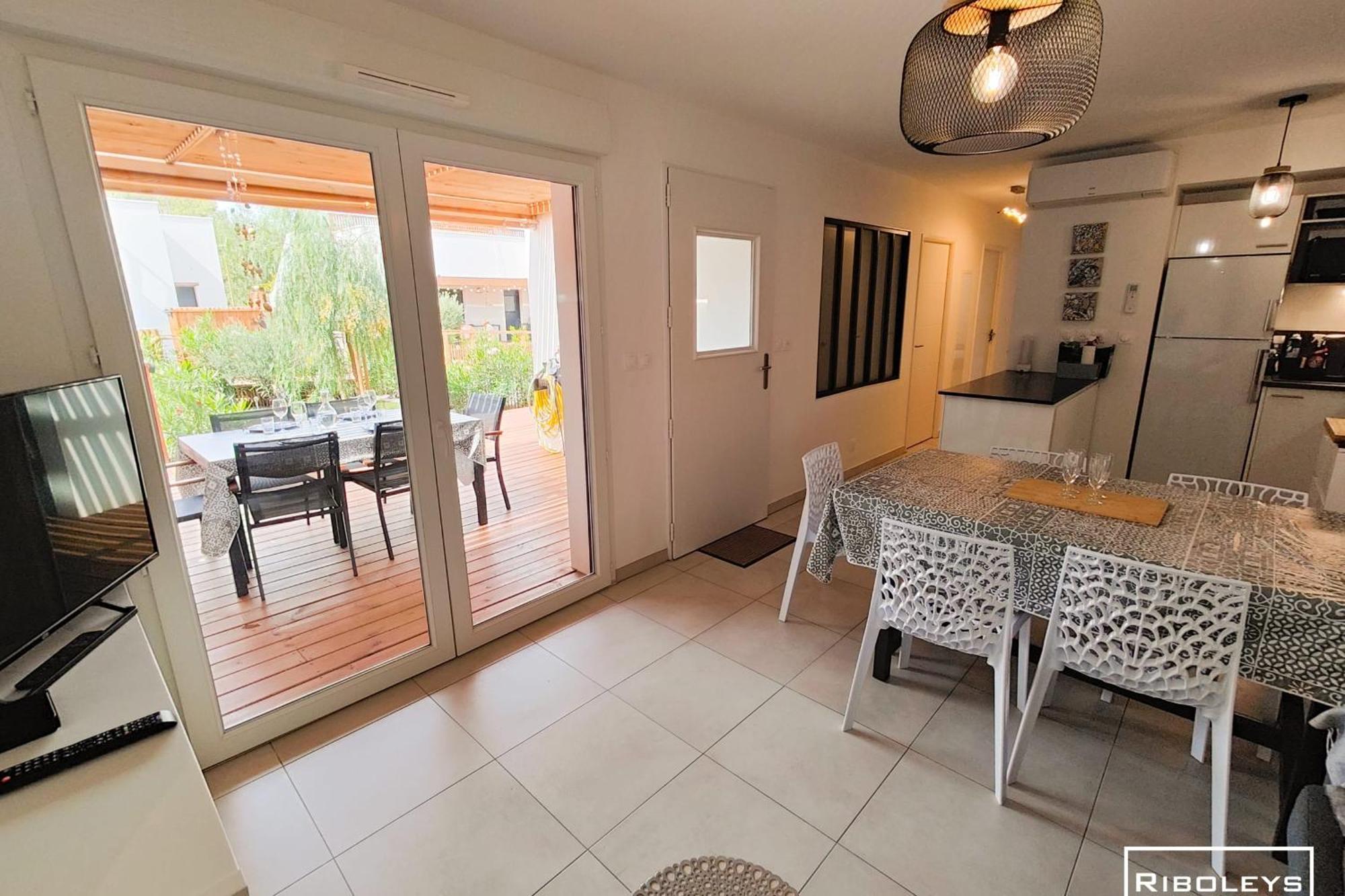 Villa T3 Climatisee En Residence Avec Piscine Vias Eksteriør bilde